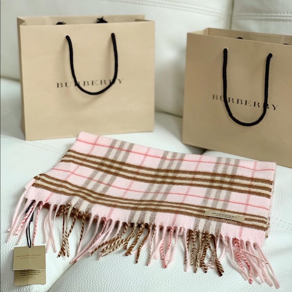 Burberry Scarf (Authentic/Never Worn)